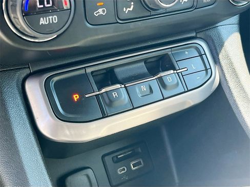 Used 2021 GMC Acadia AT4 w/ Trailering Package image 17