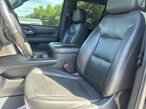 Used 2021 Chevrolet Tahoe Z71 w/ Z71 Signature Package AWD/4WD image 14