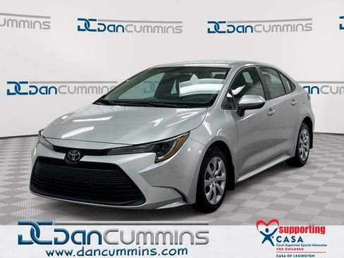 Used 2024 Toyota Corolla LE FWD image 1