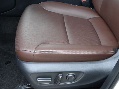 Used 2026 Toyota Land Cruiser AWD/4WD image 31