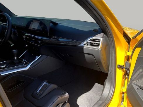 Used 2025 BMW M3 w/ Executive Package RWD image 26