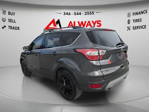 Used 2018 Ford Escape SE FWD image 27