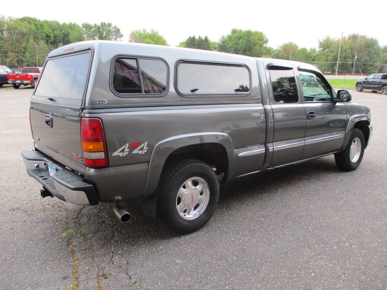 Used 2000 GMC Sierra 1500 4x4 Extended Cab w/ Convenience Plus Group image 9
