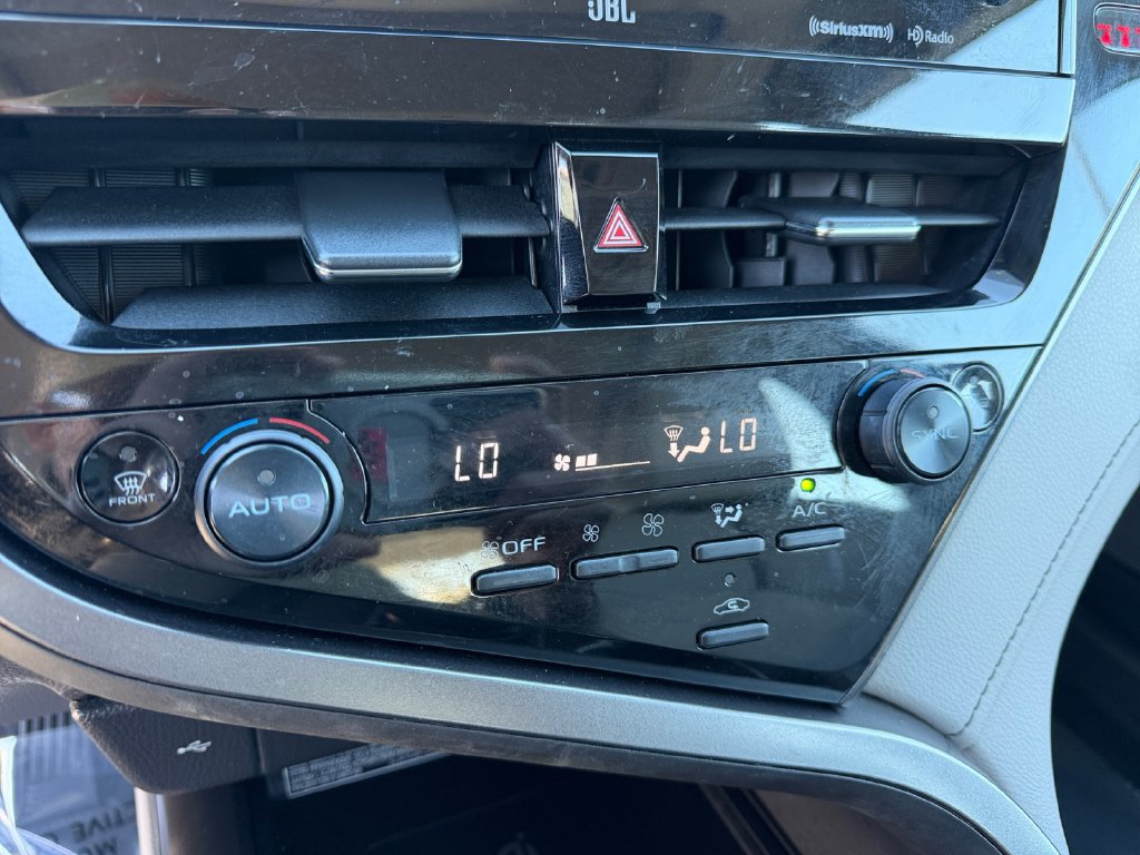Used 2021 Toyota Camry XSE w/ Navigation Package FWD image 22