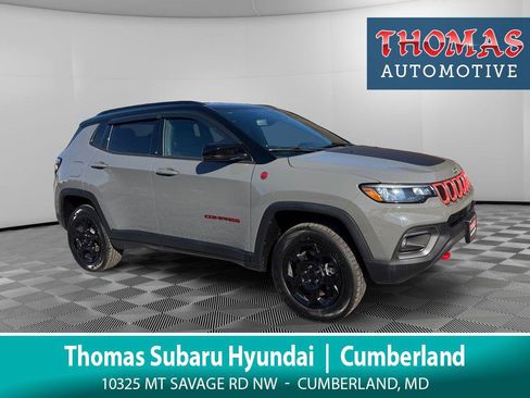 Used 2023 Jeep Compass Trailhawk w/ Trailhawk Convenience Group image 1