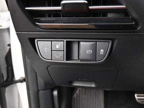 Used 2024 Kia EV6 GT-Line image 36