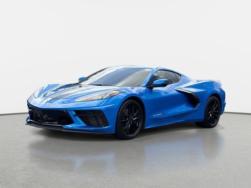 Used 2024 Chevrolet Corvette Stingray Coupe w/ Z51 Performance Package RWD image 7