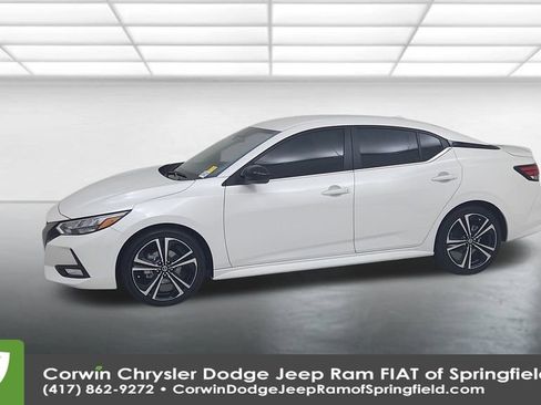 Used 2023 Nissan Sentra SR w/ Electronics Package image 8