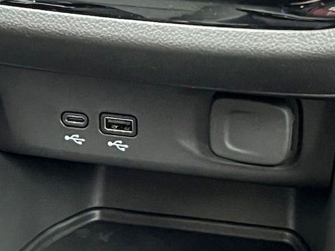 New 2026 Buick Envista Sport Touring w/ Convenience I Package FWD image 22