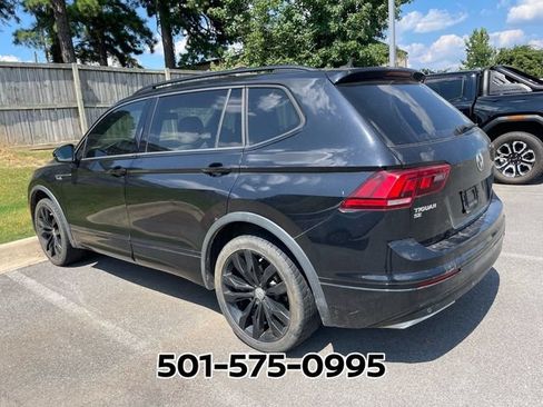 Used 2020 Volkswagen Tiguan SE R-Line FWD image 3