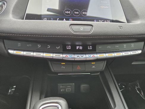 Used 2019 Cadillac XT4 Premium Luxury w/ Driver Awareness Package FWD image 29