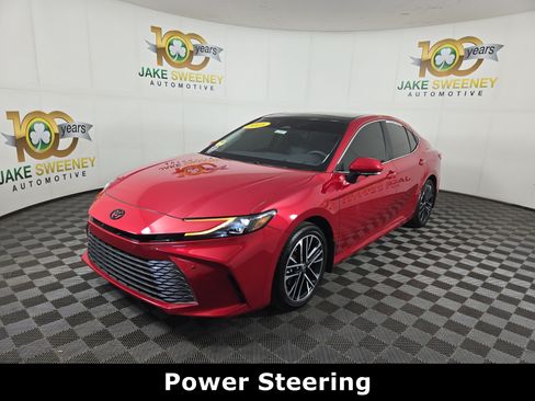 Used 2025 Toyota Camry XLE w/ Premium Plus Package AWD/4WD image 3