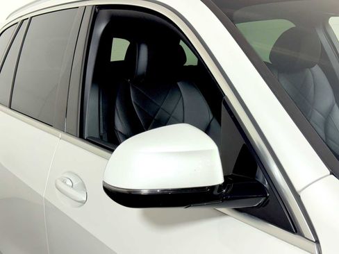 Certified 2023 BMW X5 xDrive40i w/ Premium Package image 31