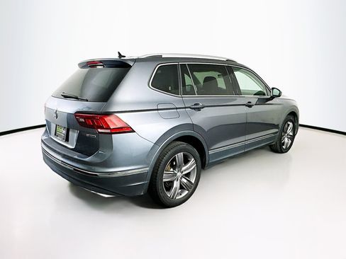 Used 2021 Volkswagen Tiguan SEL AWD/4WD image 9