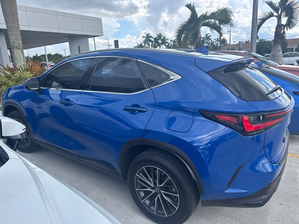 Used 2025 Lexus NX 350h AWD w/ Accessory Package (Z2) image 5