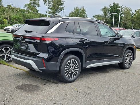 New 2025 Volkswagen Tiguan S image 2