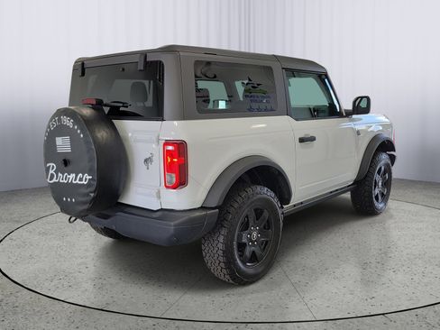 Certified 2024 Ford Bronco Black Diamond AWD/4WD image 2