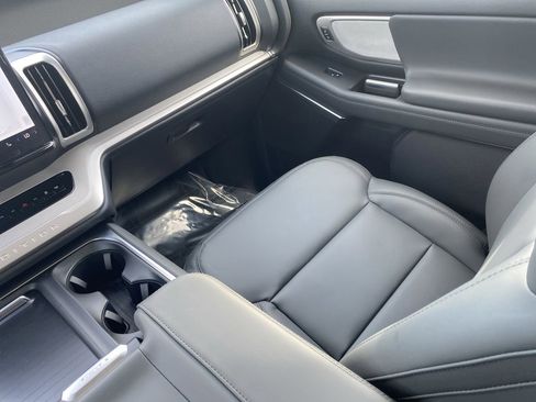 New 2026 Ford Expedition Max Active image 15