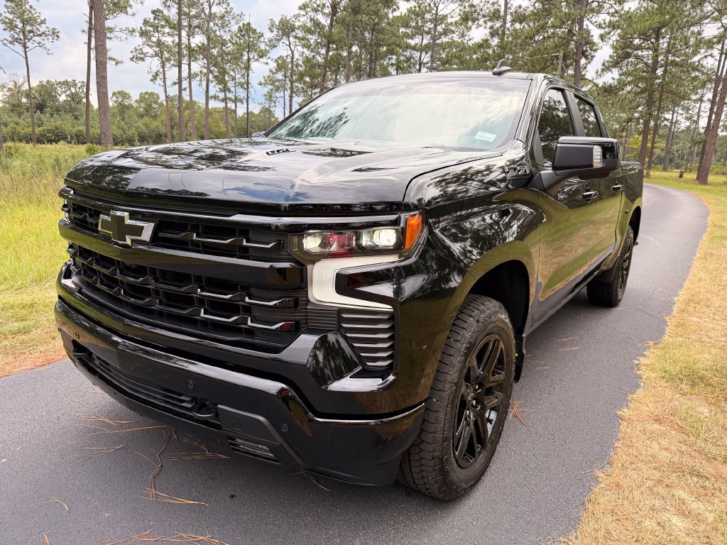 New 2026 Chevrolet Silverado 1500 RST w/ RST All Star Premium Package AWD/4WD image 1