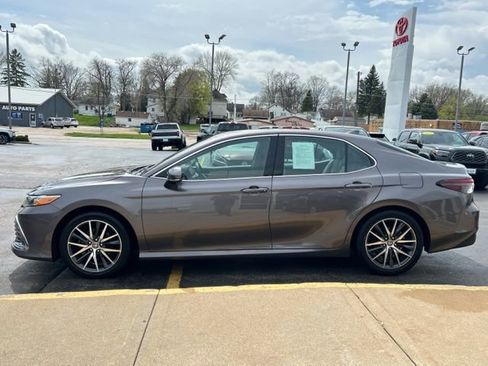 Used 2023 Toyota Camry XLE w/ Navigation Package image 6