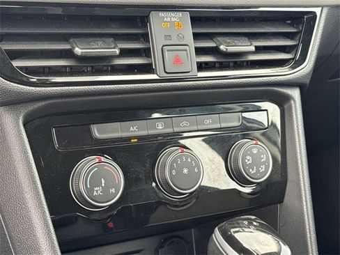 Used 2024 Volkswagen Taos S image 19