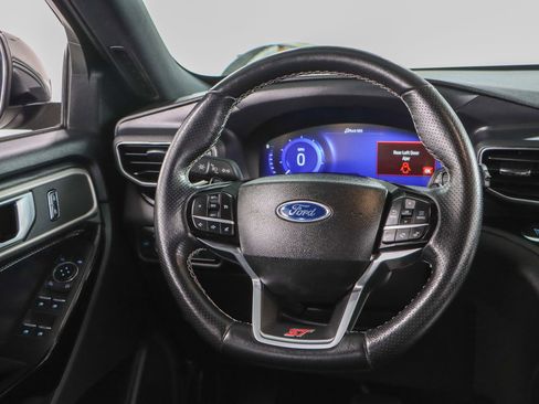 Used 2022 Ford Explorer ST w/ ST Street Pack image 12