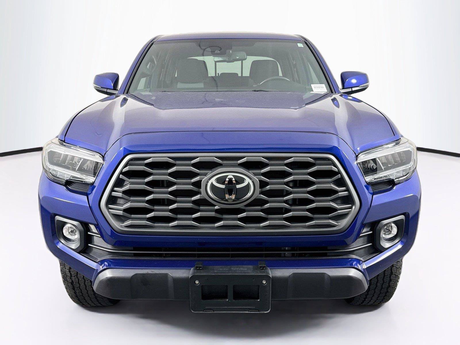 Certified 2023 Toyota Tacoma TRD Off-Road AWD/4WD image 7