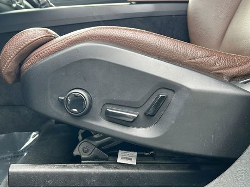 Used 2020 Volvo XC60 T6 Inscription w/ Protection Package Premier image 22