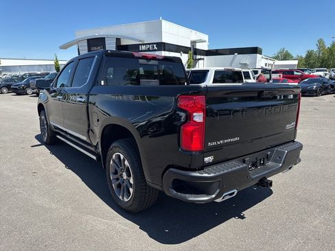 New 2026 Chevrolet Silverado 1500 High Country AWD/4WD image 3