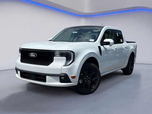 New 2025 Ford Maverick Lobo image 2