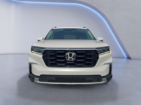 Certified 2025 Honda Pilot Elite image 8