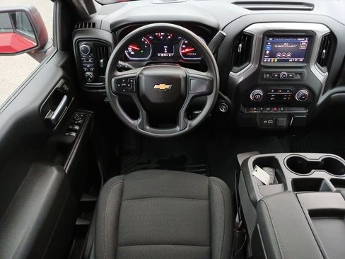 Used 2022 Chevrolet Silverado 1500 Custom image 12