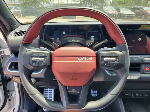 New 2025 Kia K4 GT-Line Turbo FWD image 17
