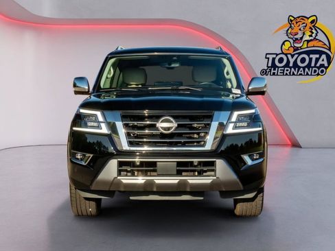 Used 2021 Nissan Armada Platinum w/ Captain's Chairs Package RWD image 2