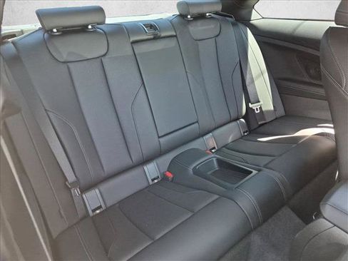 Used 2025 BMW 230i Coupe w/ M Sport Package RWD image 21