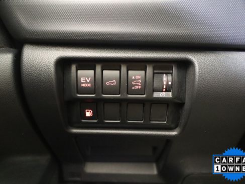Used 2025 Subaru Forester Premium AWD/4WD image 33