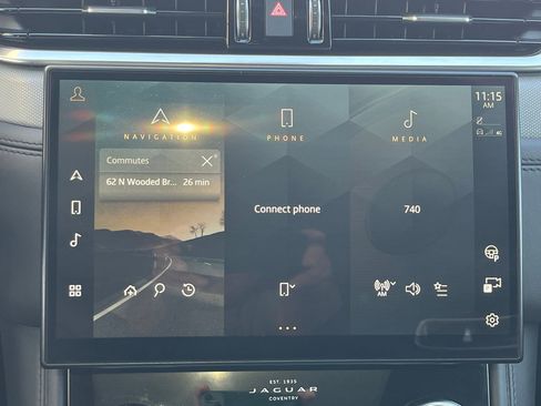 Used 2023 Jaguar F-PACE SVR image 26