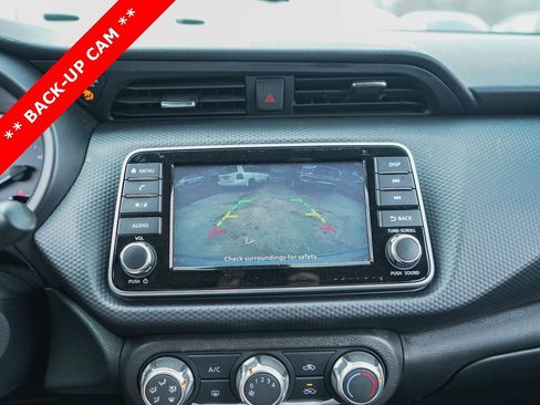 Used 2024 Nissan Kicks S image 9