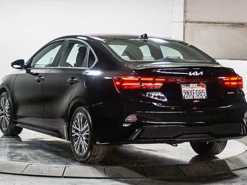 Used 2024 Kia Forte GT-Line image 8