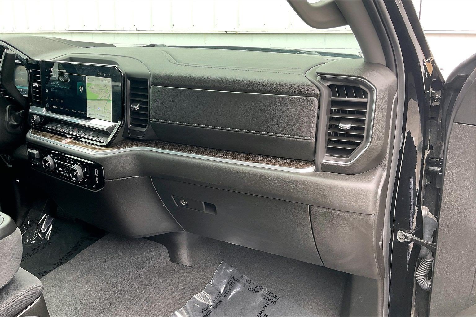 Used 2026 Chevrolet Silverado 1500 LT AWD/4WD image 21