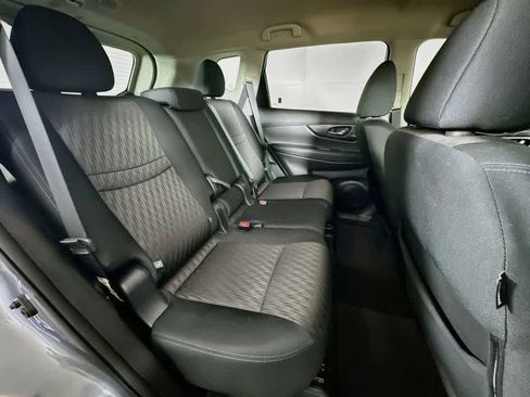 Used 2017 Nissan Rogue SV w/ Midnight Edition FWD image 31
