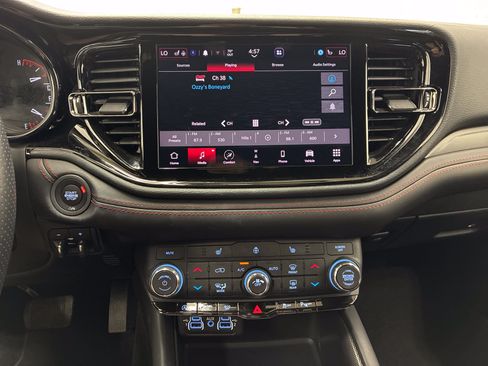 Certified 2025 Dodge Durango GT w/ Blacktop Package AWD/4WD image 24