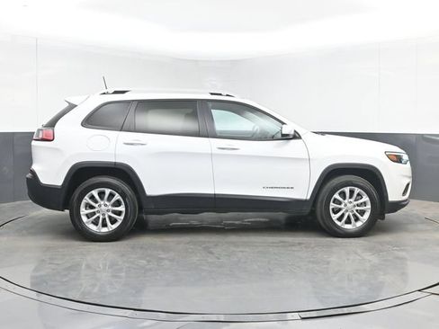 Used 2020 Jeep Cherokee Latitude AWD/4WD image 15