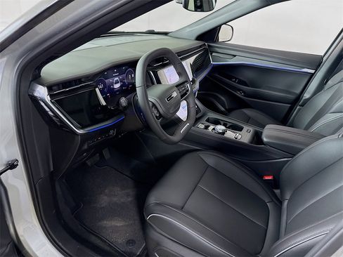 Used 2025 Jeep Wagoneer S Limited image 25