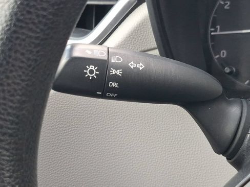 Used 2024 Toyota Corolla Cross L FWD image 26