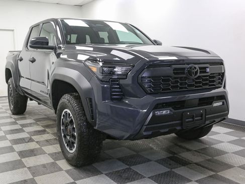 New 2026 Toyota Tacoma TRD Off-Road image 2