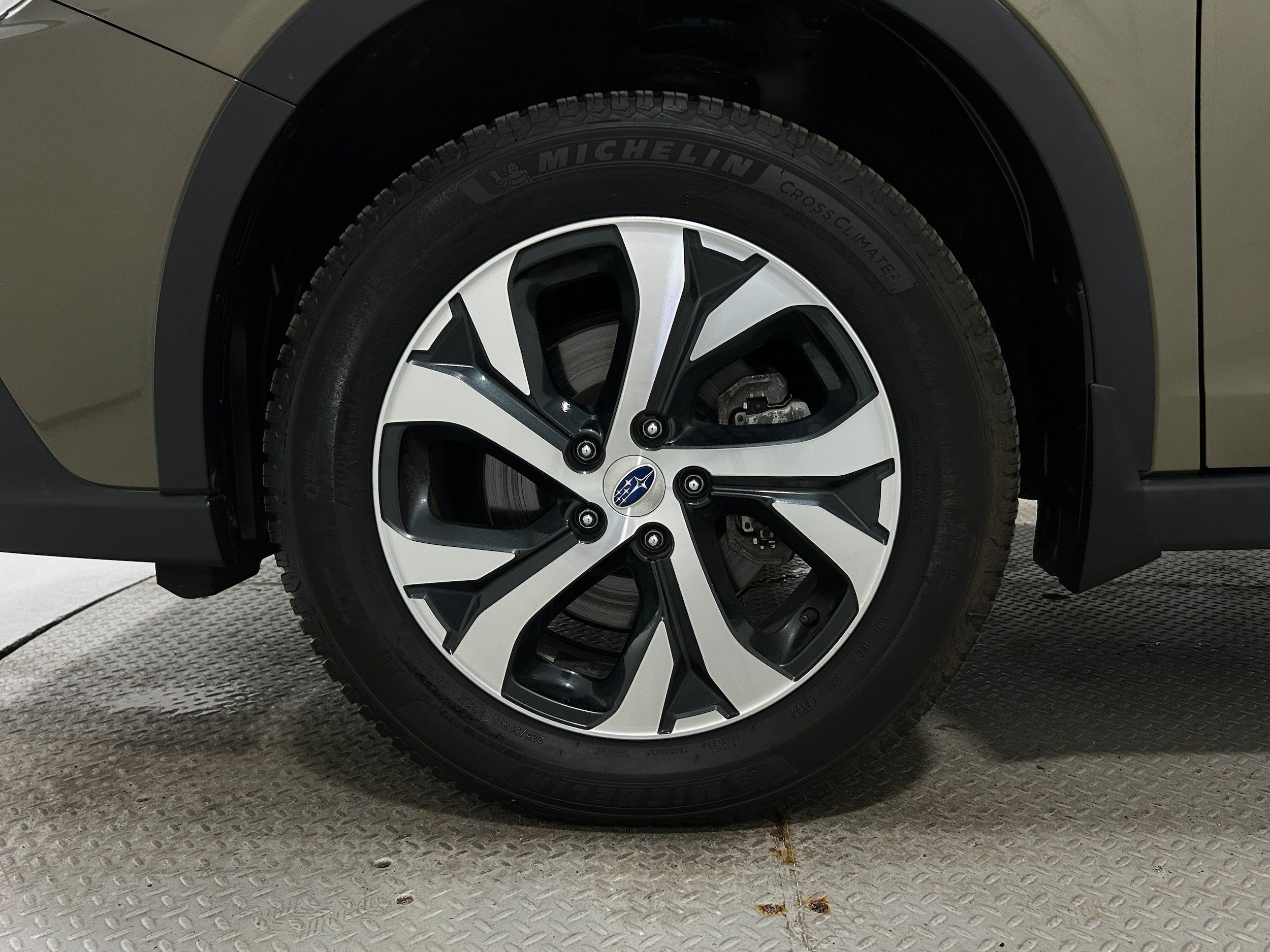 Used 2020 Subaru Outback Limited AWD/4WD image 40