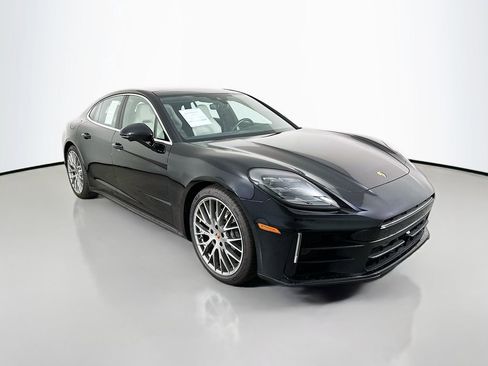 Used 2024 Porsche Panamera 4 image 7