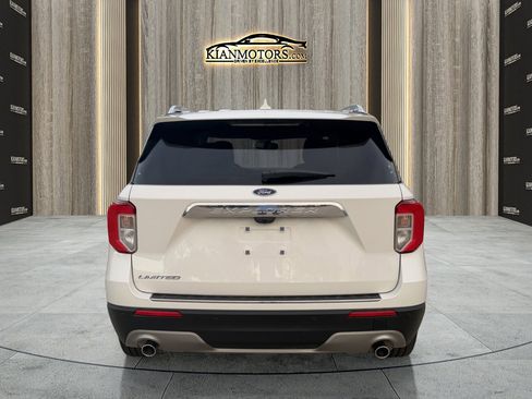 Used 2021 Ford Explorer Limited w/ Equipment Group 301A image 6