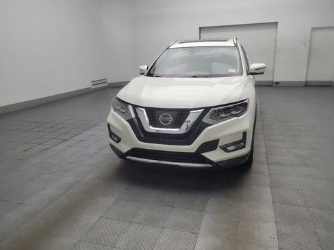 Used 2017 Nissan Rogue SL w/ SL Premium Package FWD image 15
